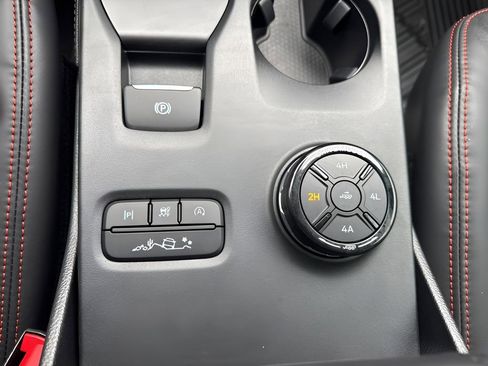 Used 2025 Ford Ranger Raptor image 24