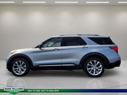 Used 2022 Ford Explorer Platinum w/ Equipment Group 601A AWD/4WD image 7