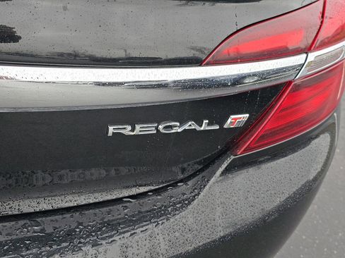 Used 2017 Buick Regal Sport Touring image 10