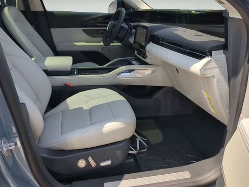 New 2026 Lincoln Nautilus Premier w/ Equipment Group 102A AWD/4WD image 24