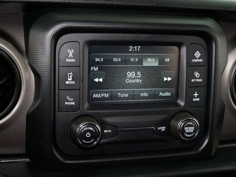 Used 2018 Jeep Wrangler Unlimited Sport S image 14