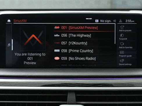 Used 2021 BMW 750i xDrive w/ Executive Package image 34