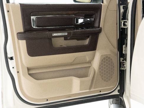 Used 2017 RAM 1500 Laramie Longhorn RWD image 19