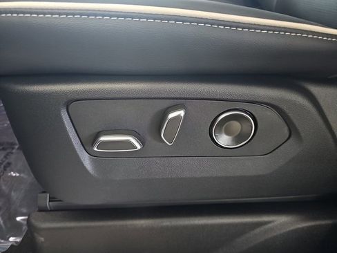 New 2026 Cadillac Escalade Sport w/ LPO, Floor Liner Package image 30