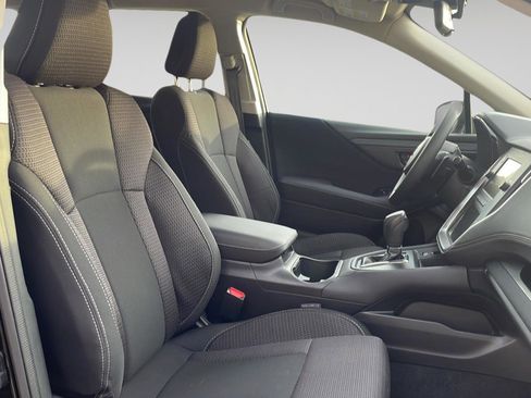 Certified 2025 Subaru Outback image 3