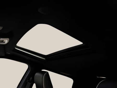 Used 2025 RAM 3500 Limited image 13