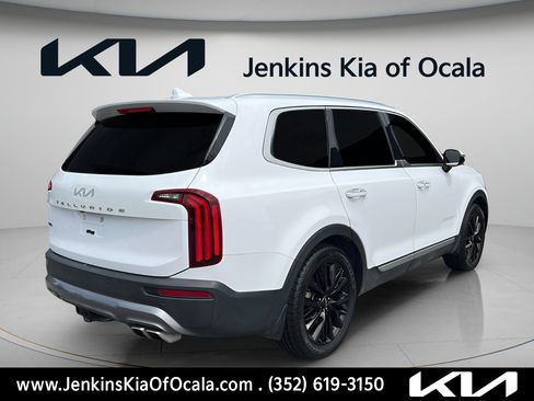 Used 2022 Kia Telluride SX w/ SX Prestige Package AWD/4WD image 3