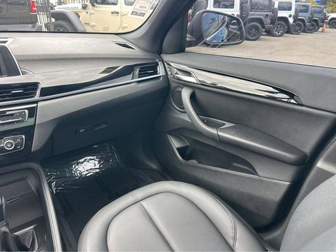 Used 2018 BMW X1 sDrive28i FWD image 18