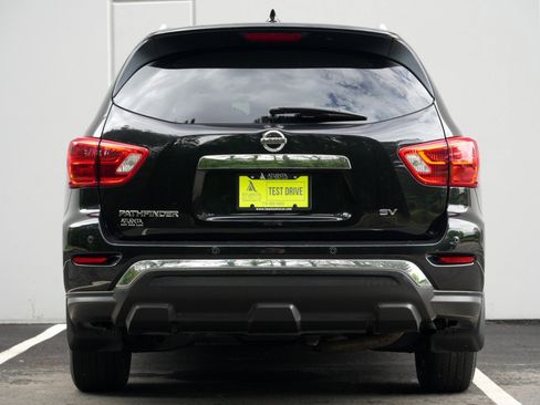 Used 2019 Nissan Pathfinder SV FWD image 10