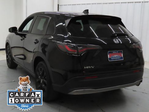 Used 2023 Honda HR-V Sport image 6