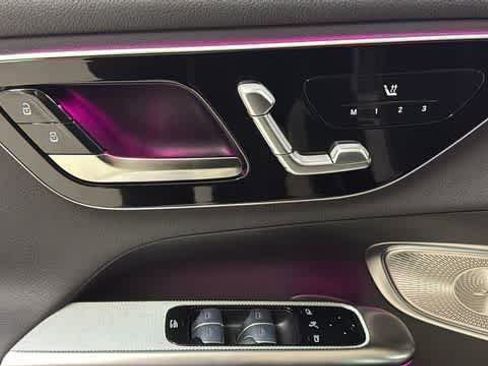 Certified 2025 Mercedes-Benz GLC 300 4MATIC image 19