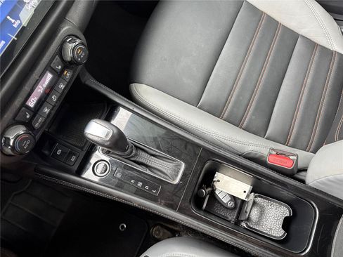 Used 2021 Nissan Kicks SR w/ SR Premium Package FWD image 28