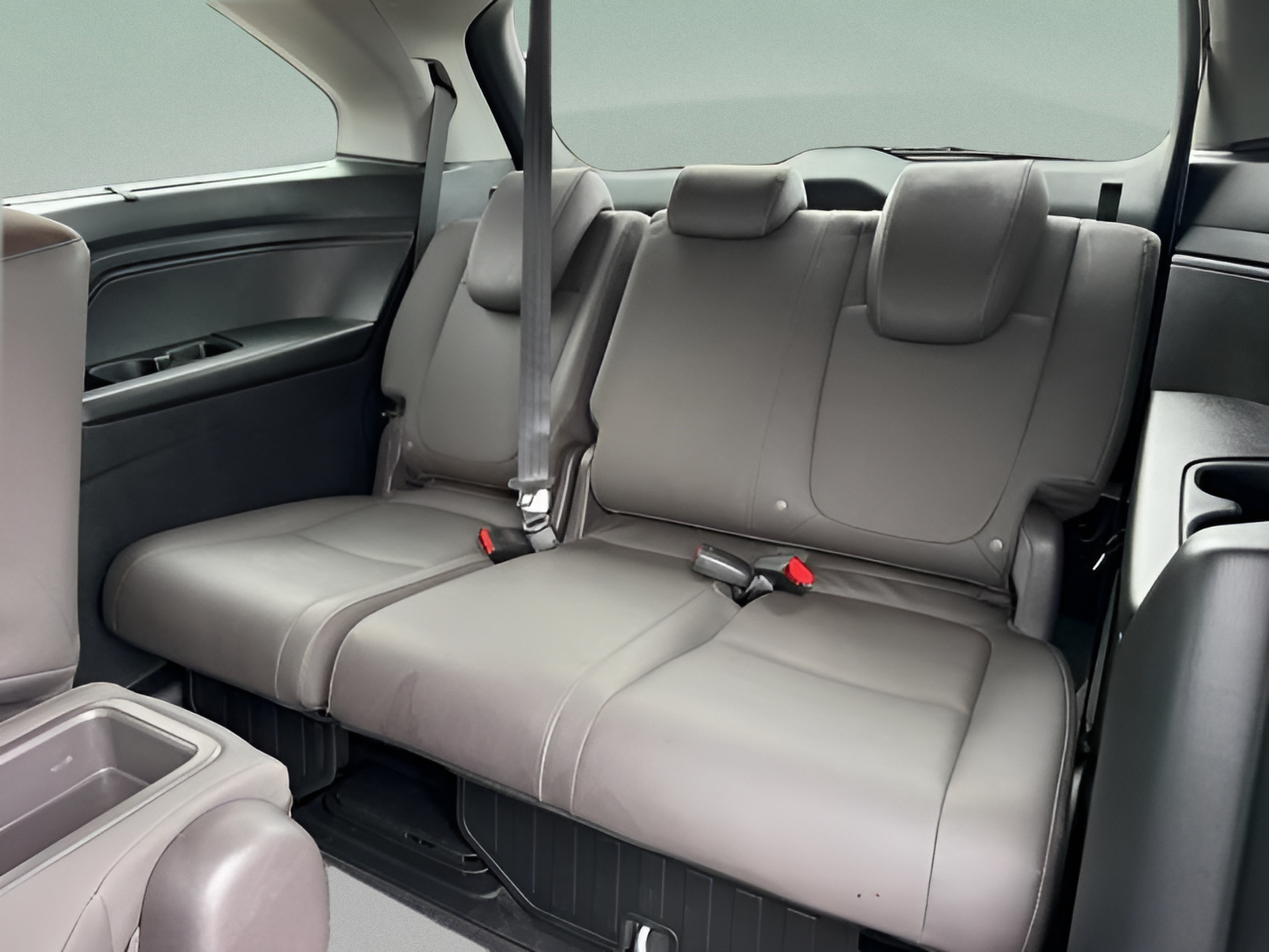 Certified 2024 Honda Odyssey Touring image 25