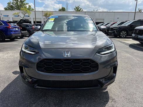 Certified 2024 Honda HR-V EX-L image 2