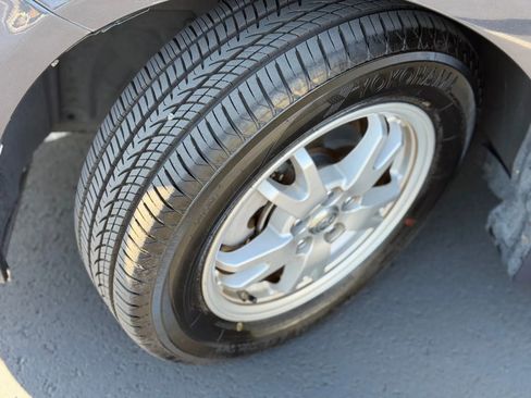 Used 2010 Toyota Prius Two image 8