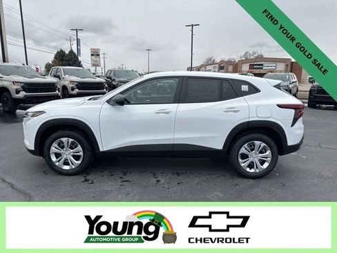 New 2026 Chevrolet Trax LS w/ Driver Confidence Package image 4