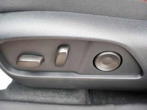 New 2026 Chevrolet Equinox RS w/ Safety and Technology Package AWD/4WD image 13