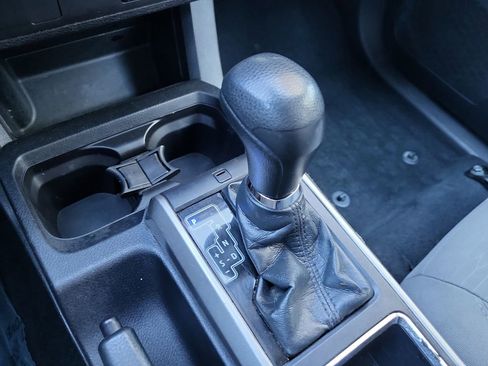 Used 2019 Toyota Tacoma SR5 image 28