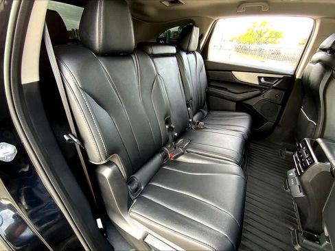 Used 2025 Acura MDX FWD image 28