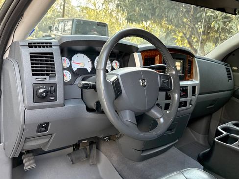Used 2007 Dodge Ram 3500 Truck Laramie RWD image 19