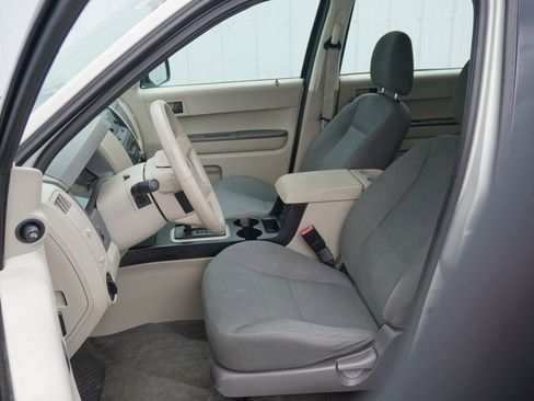 Used 2008 Ford Escape XLS image 11