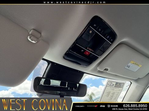 Used 2025 Hyundai Santa Fe SEL AWD/4WD image 29