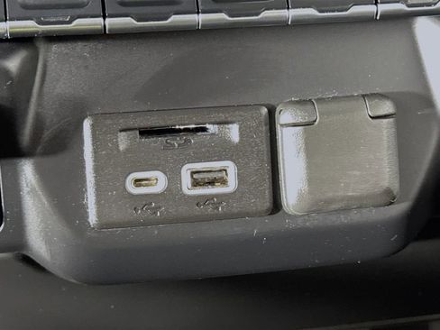 Used 2020 Chevrolet Silverado 1500 LT w/ True North Edition image 17