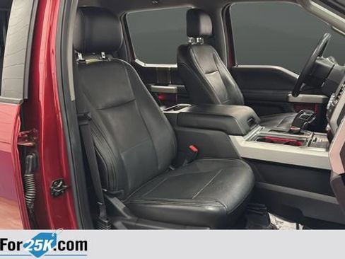 Used 2015 Ford F150 Lariat w/ Equipment Group 502A Luxury AWD/4WD image 24