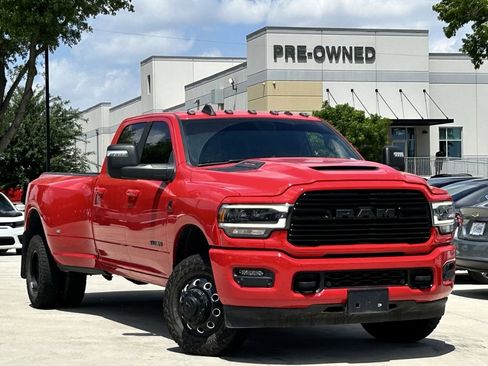 Used 2024 RAM 3500 Laramie w/ Night Edition AWD/4WD image 2