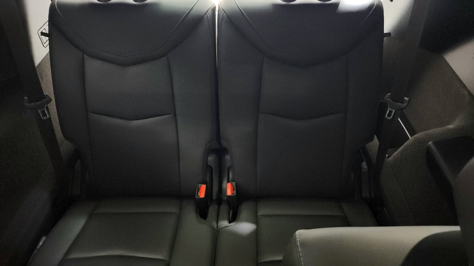 Used 2024 Cadillac XT6 Premium Luxury w/ LPO, Floor Liner Package FWD image 22