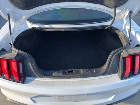 Used 2018 Ford Mustang Coupe w/ Equipment Group 101A image 8