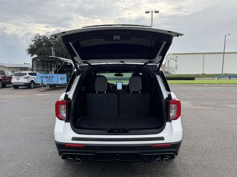 Certified 2022 Ford Explorer ST w/ Equipment Group 401A AWD/4WD image 5