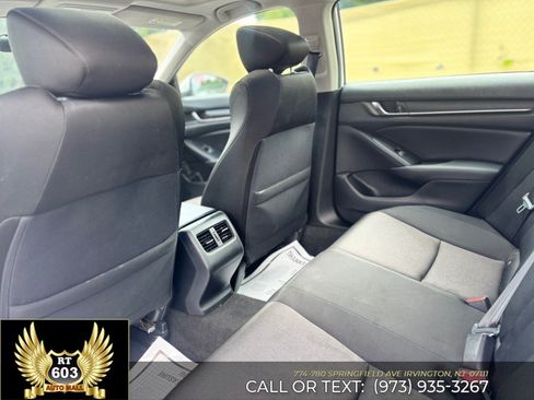 Used 2020 Honda Accord EX image 8