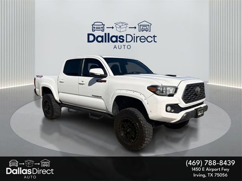 Used 2020 Toyota Tacoma TRD Sport w/ Technology Package image 1