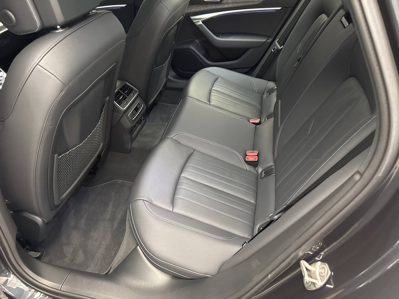 Used 2024 Audi A6 2.0T Premium w/ Convenience Package AWD/4WD image 28