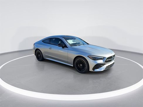 New 2026 Mercedes-Benz CLE 300 4MATIC Coupe image 2