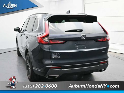 Used 2023 Honda CR-V Sport Touring image 11