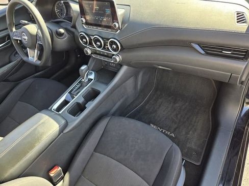 Used 2024 Nissan Sentra SV FWD image 18