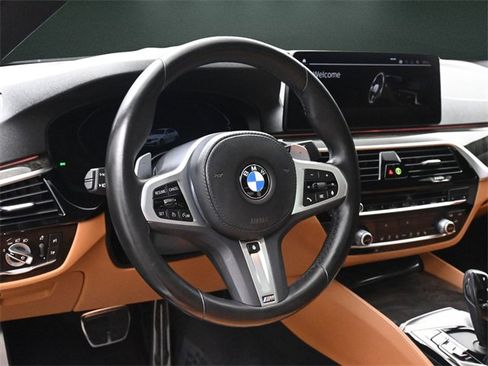 Used 2022 BMW 540i xDrive 540i xDrive w/ M Sport Package image 23