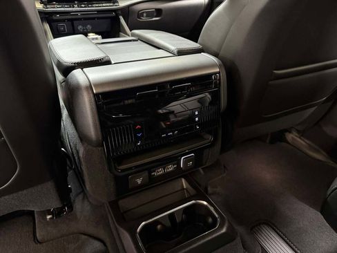 New 2026 Jeep Grand Wagoneer L Limited image 31