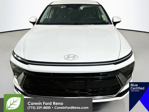 Used 2024 Hyundai Sonata SEL FWD image 2