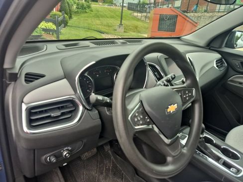 Used 2024 Chevrolet Equinox LS w/ LS Convenience Package AWD/4WD image 10