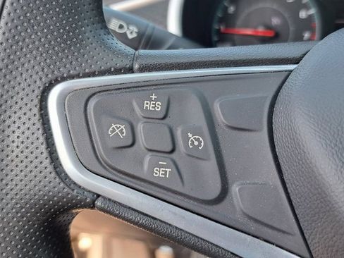 Used 2022 Chevrolet Malibu LT FWD image 12