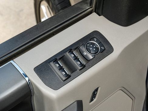 Used 2016 Ford F150 XLT w/ Equipment Group 302A Luxury RWD image 47