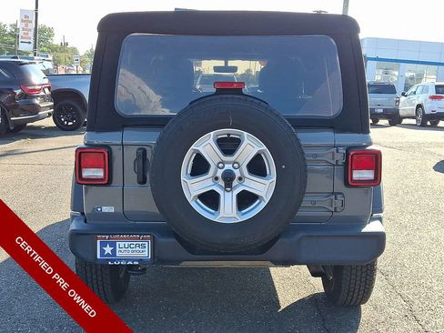 Certified 2022 Jeep Wrangler Unlimited Sport S image 9