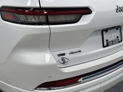 Used 2021 Jeep Grand Cherokee L Overland w/ Advanced Protech Group III image 40