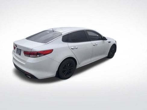 Used 2016 Kia Optima LX w/ LX Convenience Package image 6