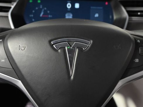 Used 2017 Tesla Model X 90D AWD/4WD image 35