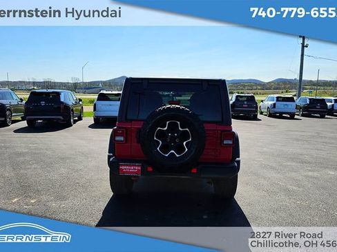 Used 2023 Jeep Wrangler Unlimited Rubicon image 23