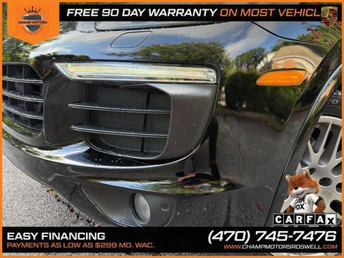 Used 2017 Porsche Cayenne Platinum Edition AWD/4WD image 3
